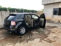A picture of FORD EDGE