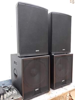 speakers