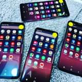 A picture of S8 SAMSUNGS AT 450000