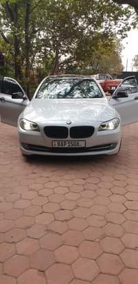 bmw 523i