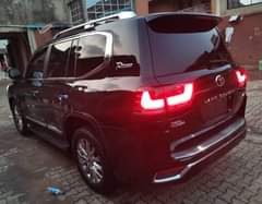 A picture of  Reg briefly use toyota lancruiser VXR 2016 fully upgraded