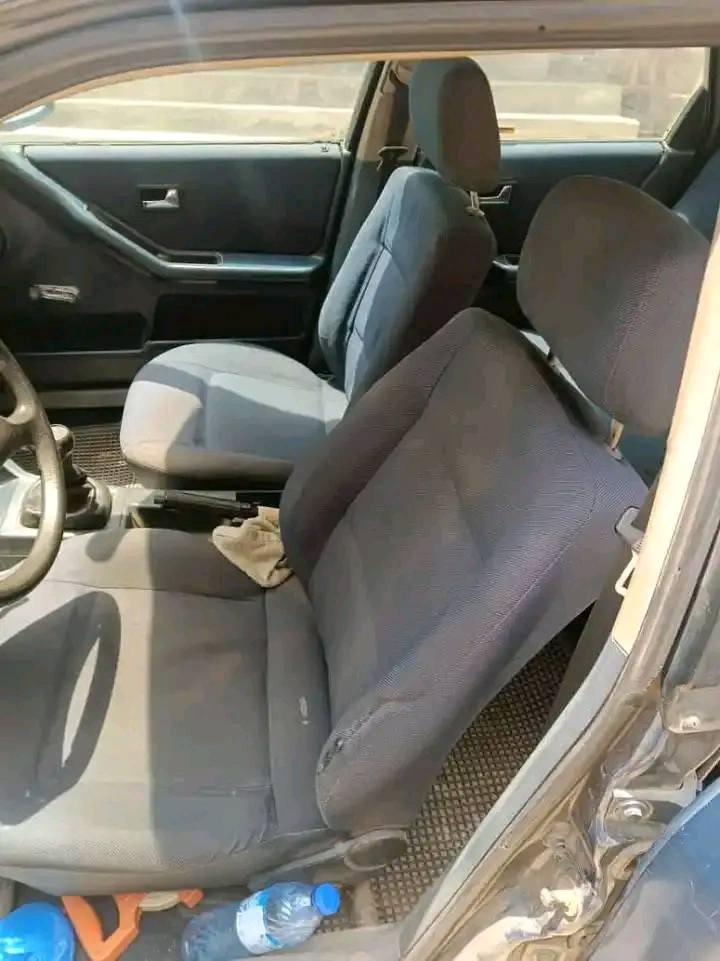 A picture of Nigeria used Audi 80