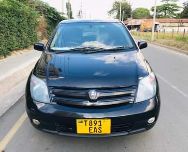 used toyota ist