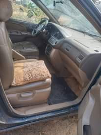 A picture of Sound Toyota Sienna with good gear buy and travel location