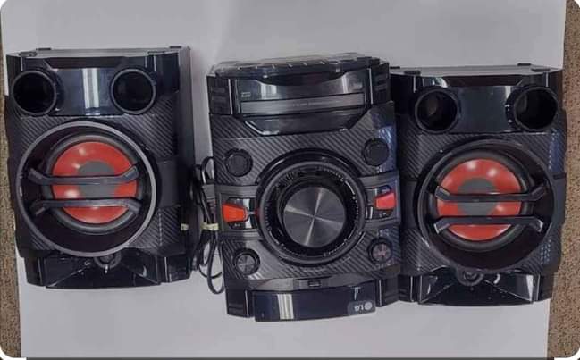A picture of LG CM4360 230W Bluetooth Wireless Music System mziki mkubwa 0622411351