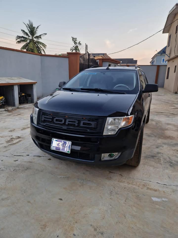 A picture of 2008 Ford edge