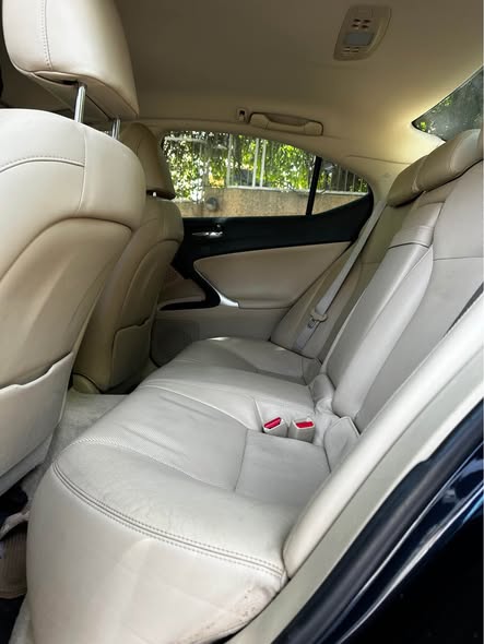 A picture of Lexus Is250 Toks for sale