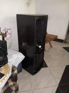 A picture of Mid speaker