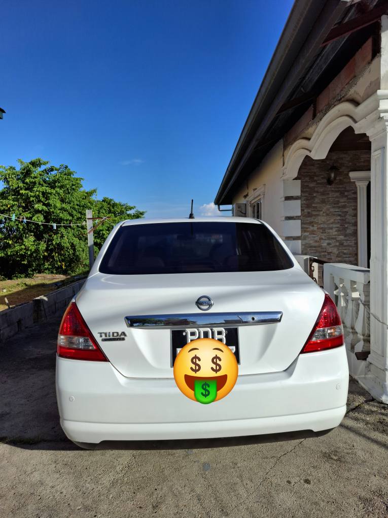 used nissan tiida