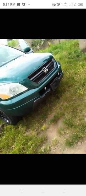 A picture of Car Honda pilot