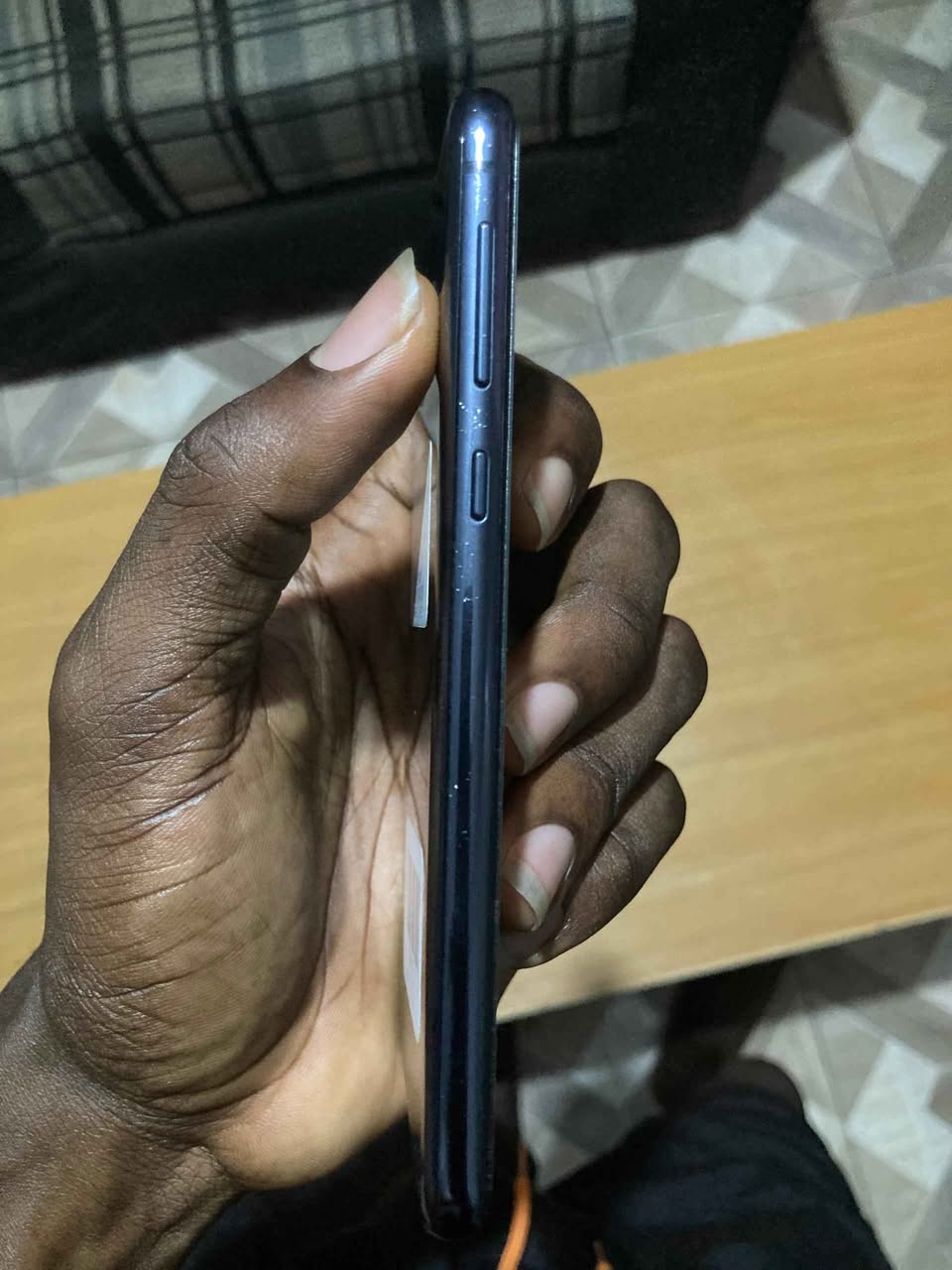 A picture of Samsung Galaxy S10e