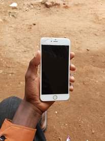 A picture of iPhone 6plus 16gbstorage at only ugx 140k