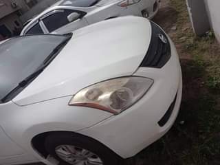 A picture of 2013 Nissan Altima
