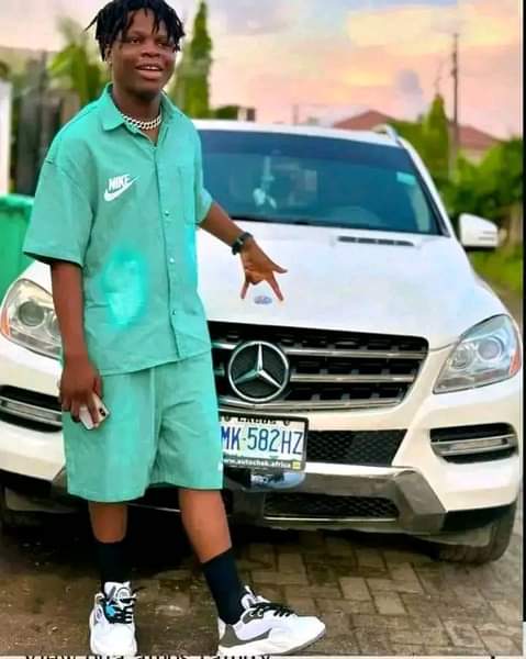 A picture of Congratulations to me am going to credit anybody that say