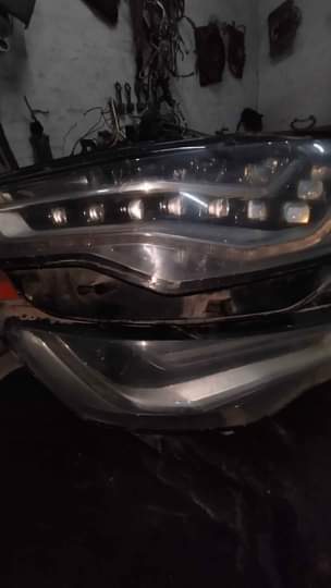 A picture of All car headlight and back light
