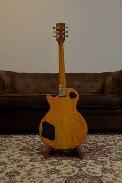 A picture of Les Paul electric guitar