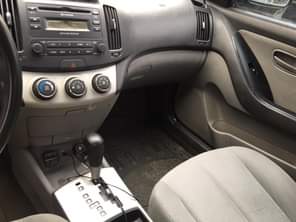 A picture of 2008 Hyundai Elantra Neatly Flashed Sound 4plugs 1 8L engine