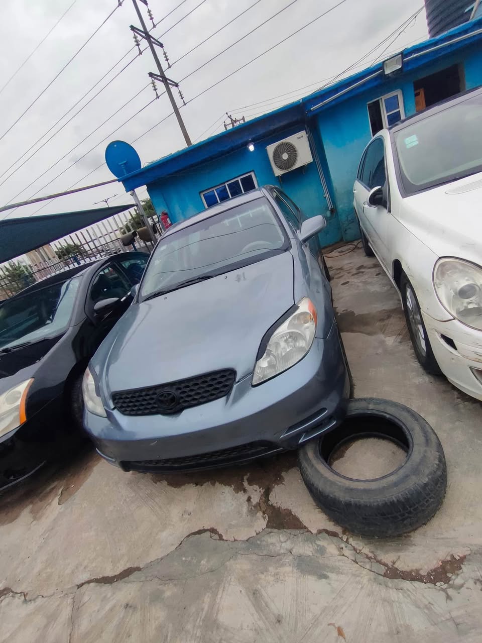 A picture of 2004 TOYOTA MATRIX XR