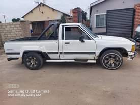 used toyota hilux