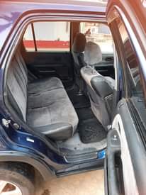 A picture of Pristine Clean and toks standard 04 Honda CR V 85