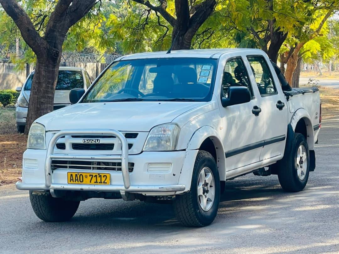 classifieds/cars isuzu