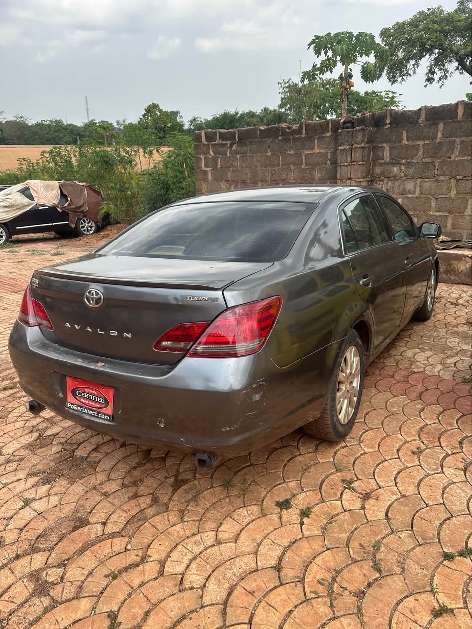 A picture of Toyota Avalon