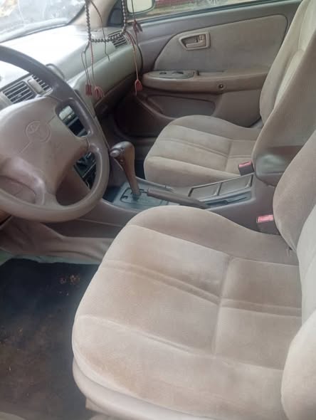 A picture of 2001 Toyota Camry Droplight for sale