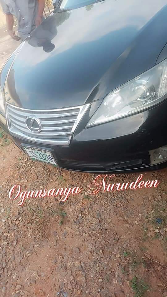 A picture of Lexus ES 350