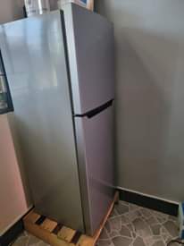A picture of Fridge forsale