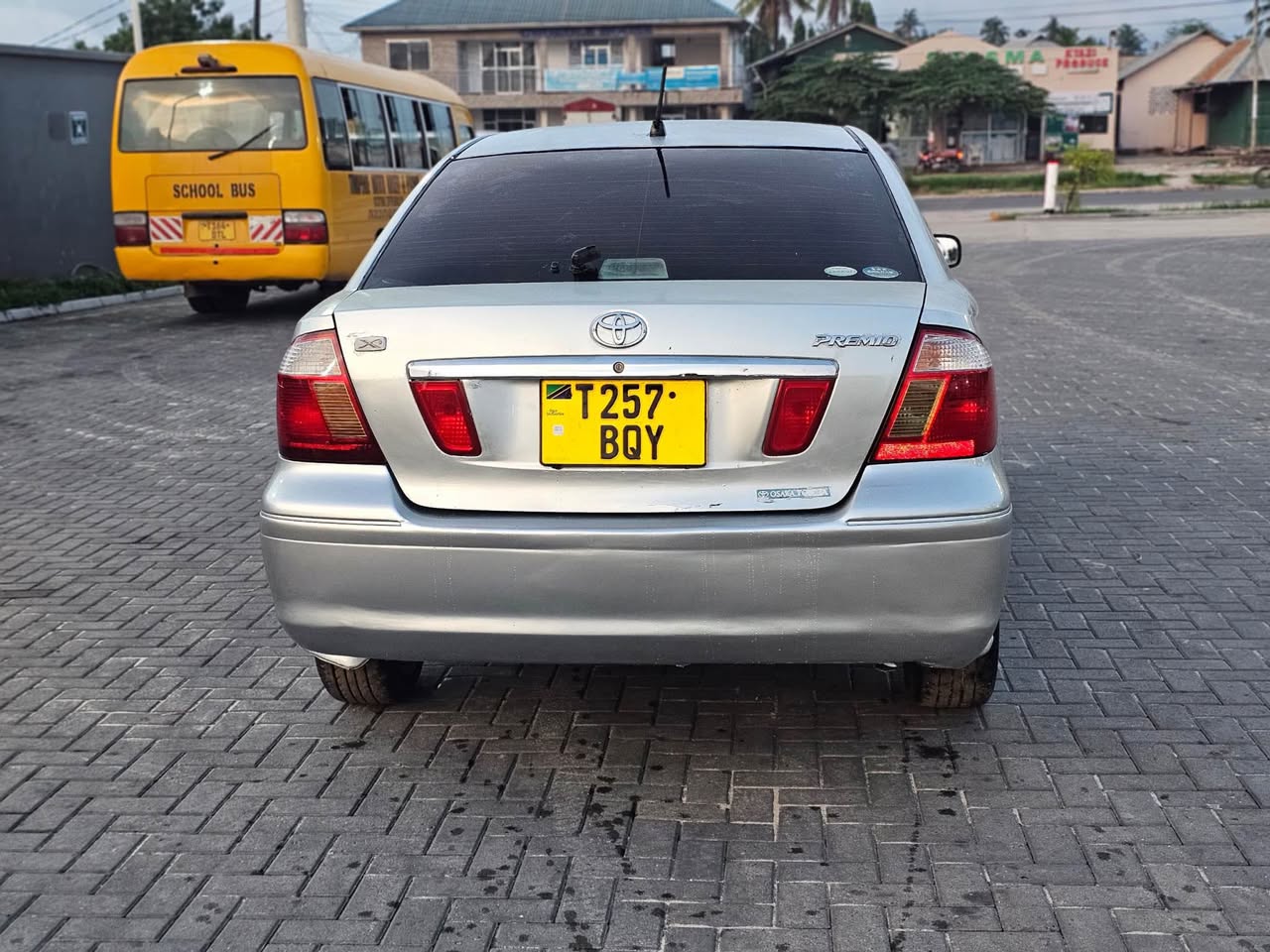 A picture of TOYOTA PREMIO