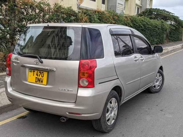 A picture of Toyota Raum
