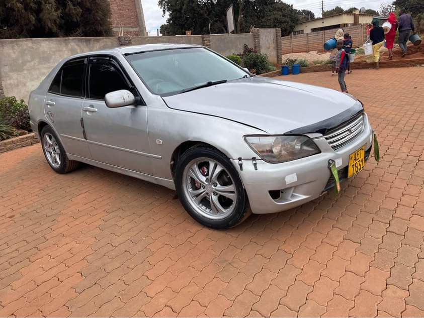 used toyota altezza