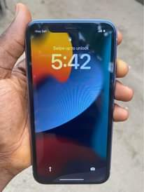 A picture of iPhone 11 64GB