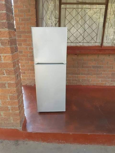 classifieds/fridges