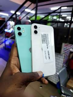 A picture of iPhone 11 64GB