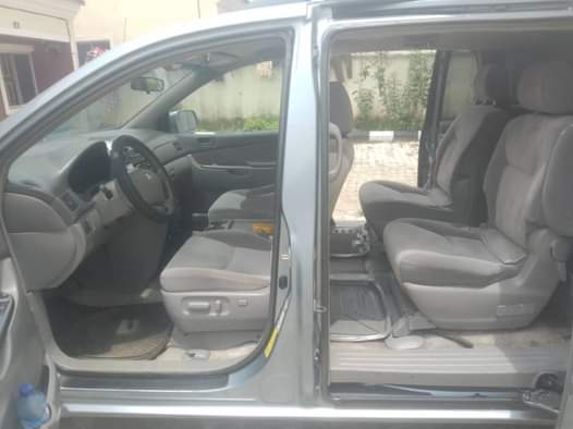 A picture of EXTREMELY SOUND PRE OWNED 2009 TOYOTA SIENNA LE POWER DOOR
