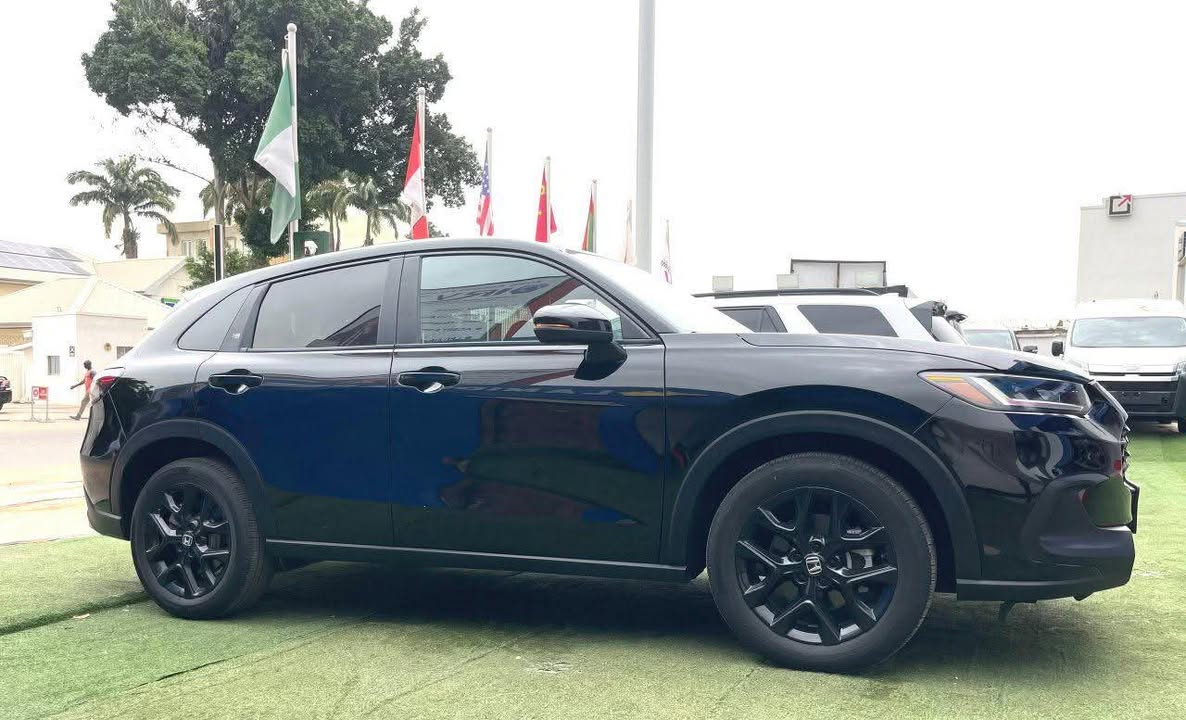 A picture of 2023 Brand New Honda HR V Sports 51m 09064704446