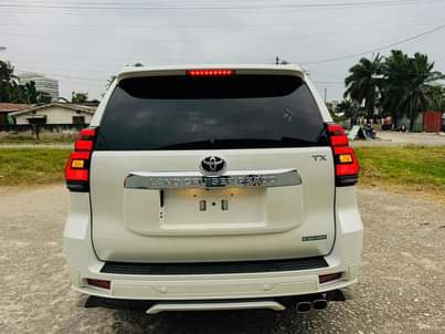 A picture of Toyota landcruiser