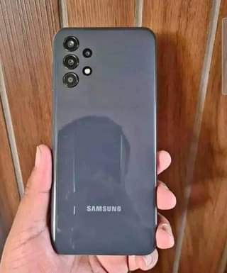 A picture of Samsung A13 64gb