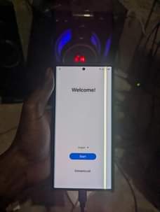 A picture of Samsung S22 ultra Gb 128 ram 12