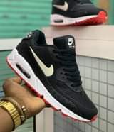 A picture of MR SHOE S 255765507708