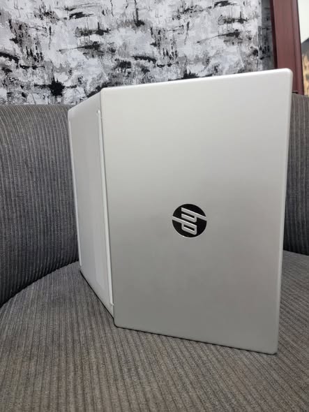 A picture of Hp laptop