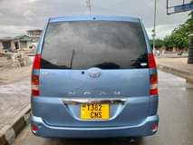 A picture of Toyota Noah