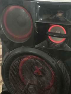speakers