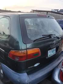 A picture of Toyota sienna first body Engine and gear ok AC not