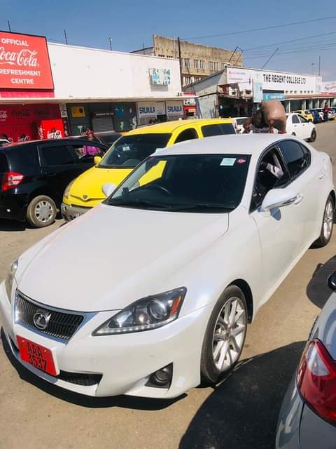 lexus