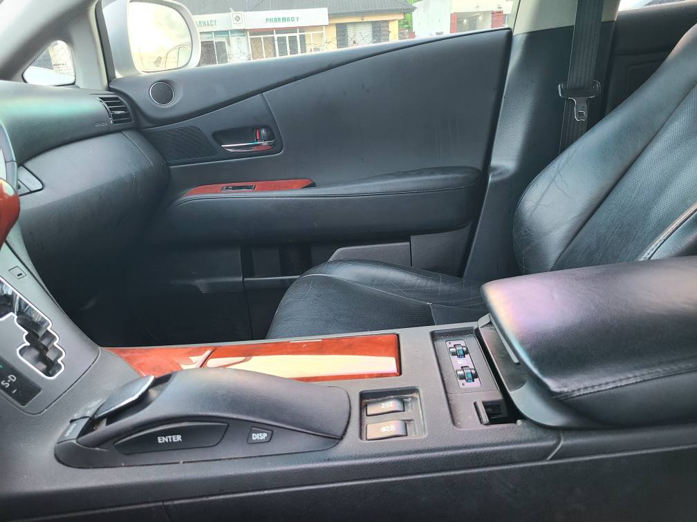 A picture of LEXUS RX350 2011 08037652883