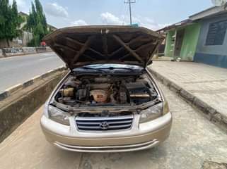 A picture of 2001 Toyota Camry