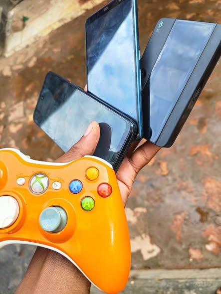 A picture of WiFi smartphones and PS pad