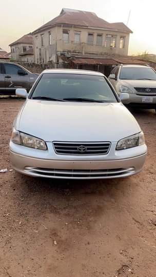 A picture of Toyota Camry Envelope